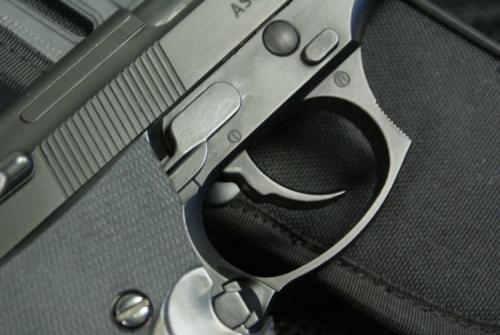 Курок GBB пистолета Beretta M9