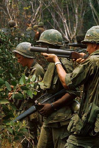 Вьетнам гранатомет M79